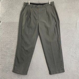 Van Heusen Pants Men 38x31 Gray Pleated Dress Slacks‎